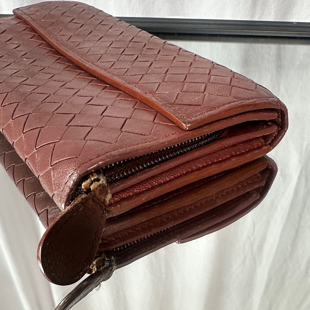 Bottega Veneta Burgundy wallet - Picture 2 of 7